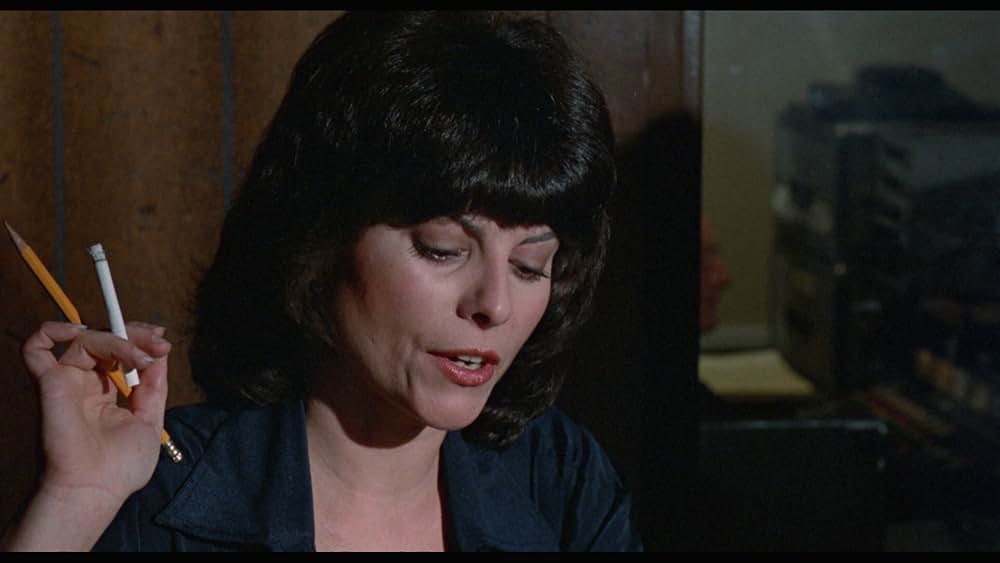 姿なき脅迫／狙われた密室の女の画像