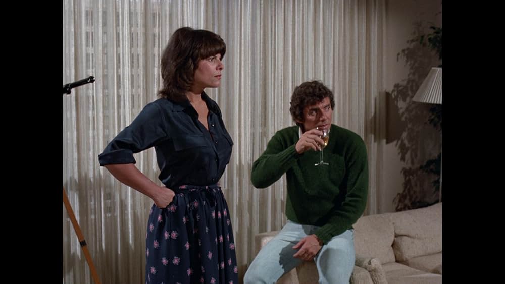 姿なき脅迫／狙われた密室の女の画像