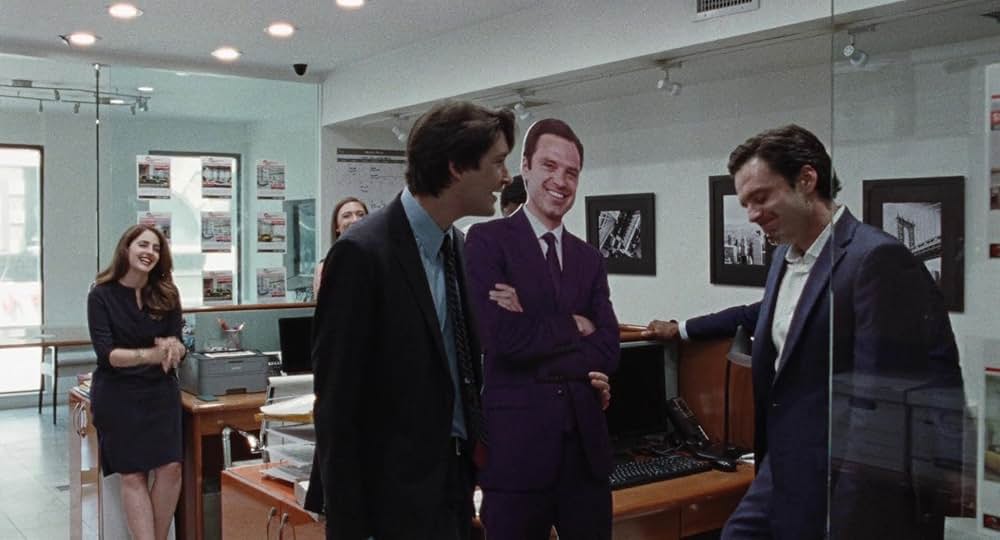 顔を捨てた男の画像