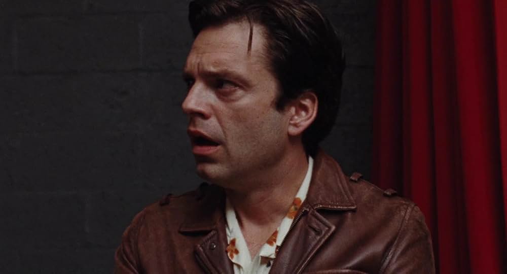 顔を捨てた男の画像