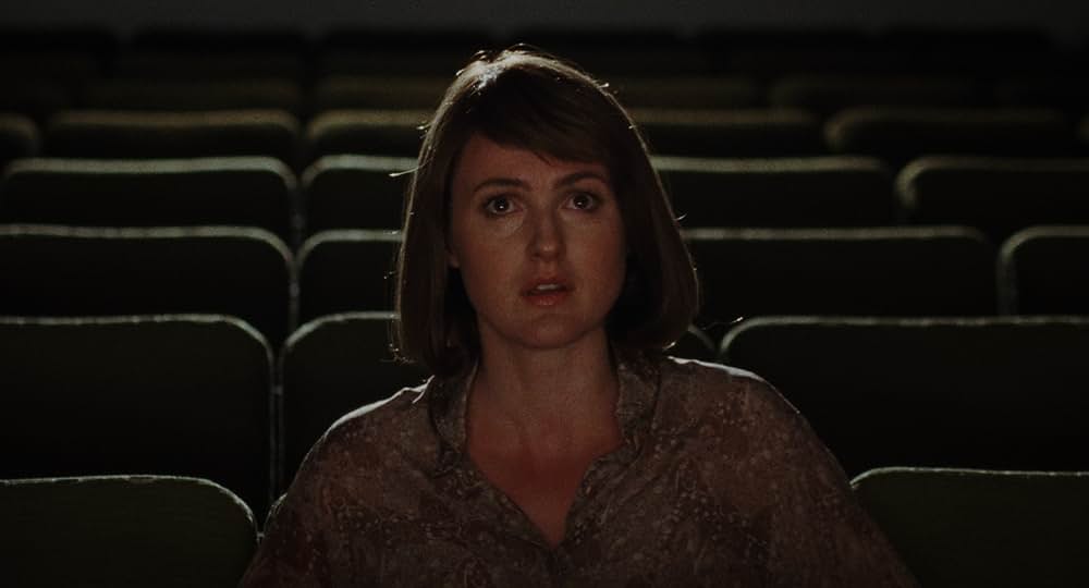 顔を捨てた男の画像