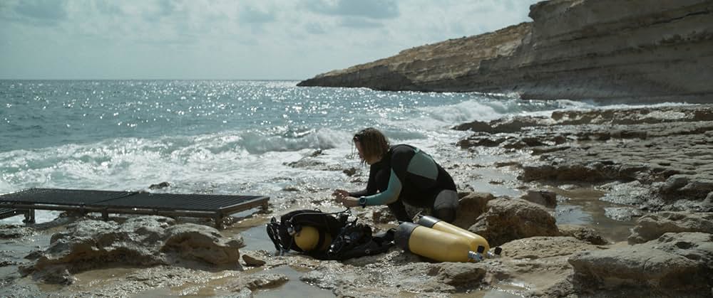 DIVE ダイブ 海底28メートルの絶望の画像