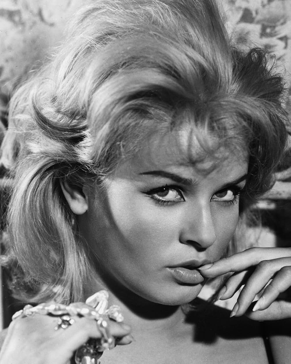 秘密諜報機関の画像