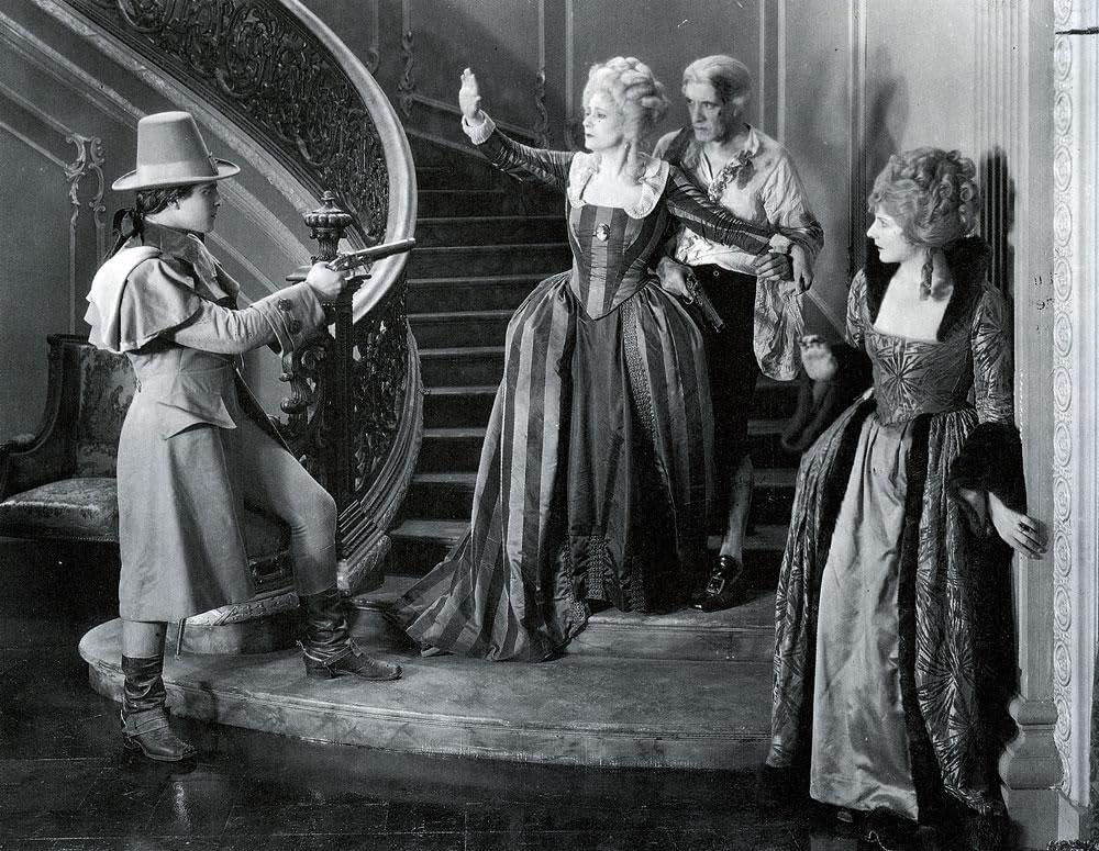 スカーラムーシュの画像