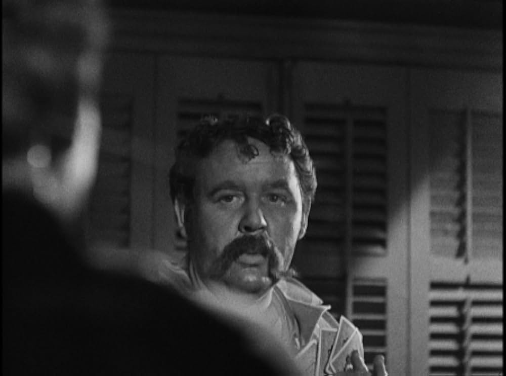 白い肉体の画像