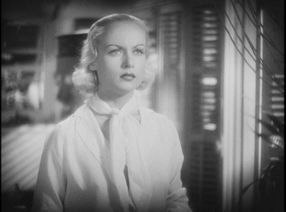 白い肉体の画像