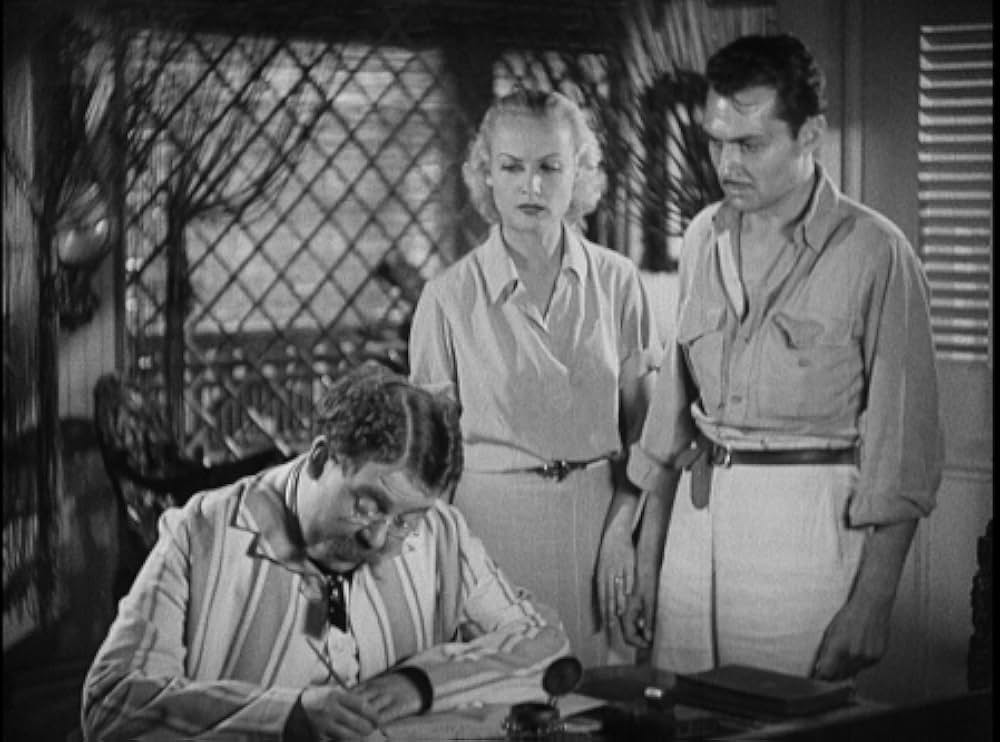 白い肉体の画像