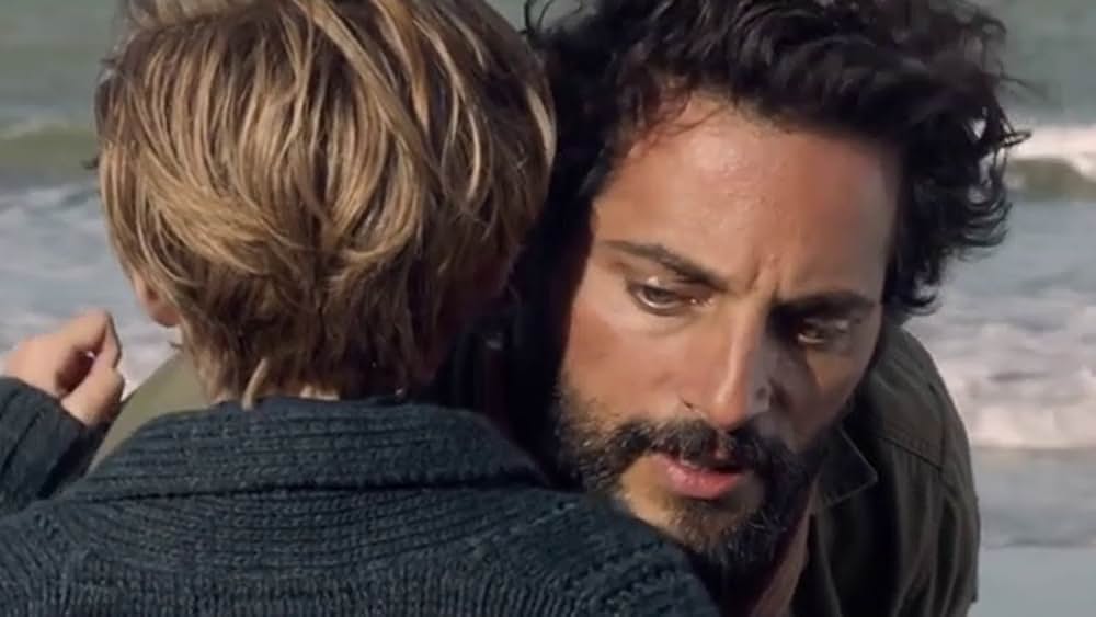 シャチの見える灯台の画像