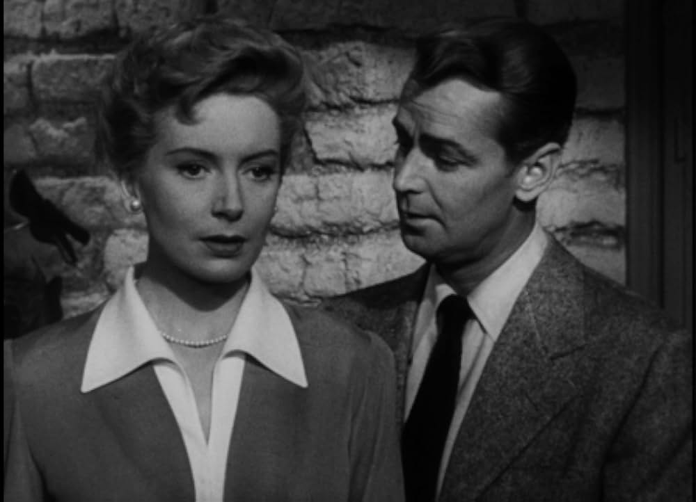 東方の雷鳴の画像