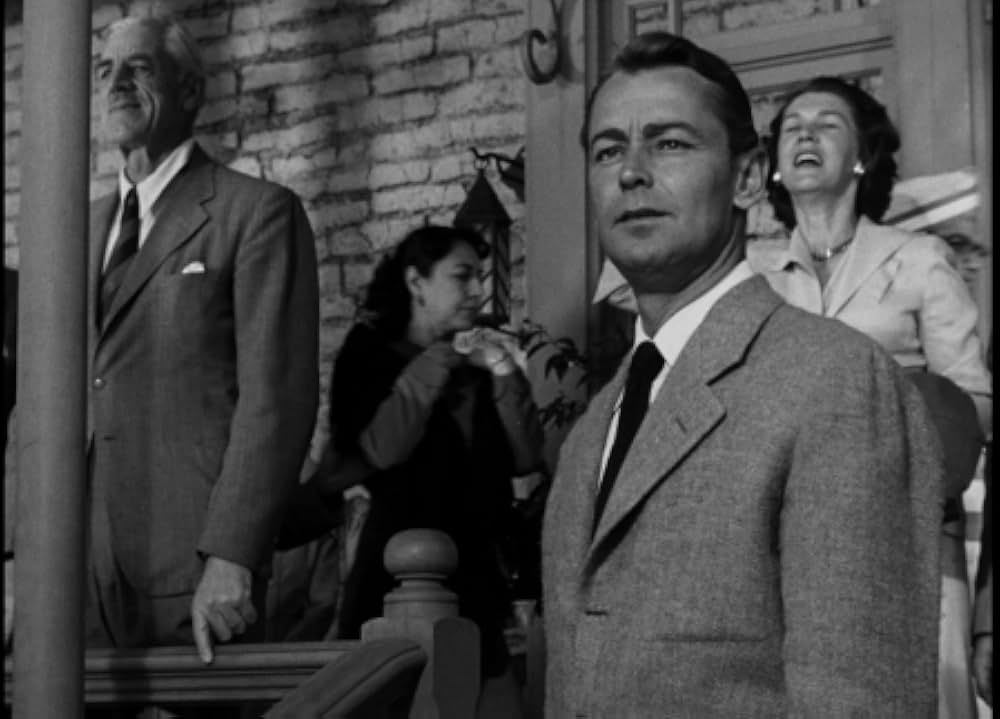 東方の雷鳴の画像