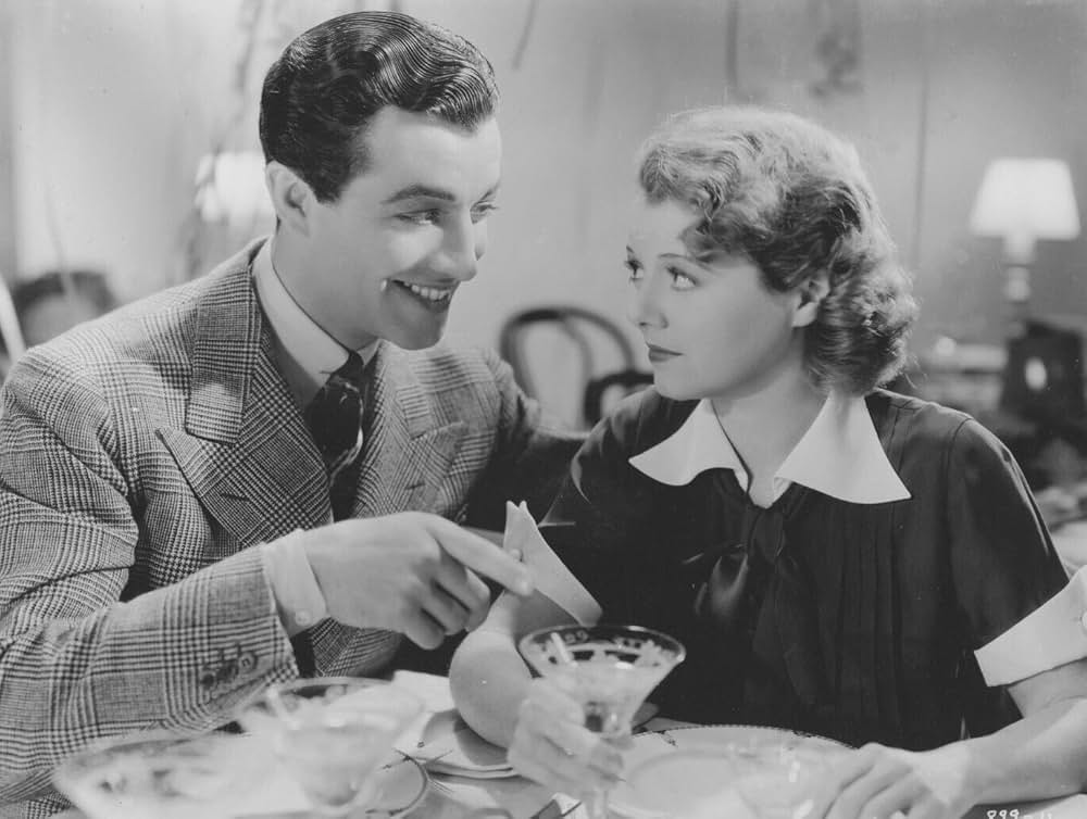 小都会の女の画像