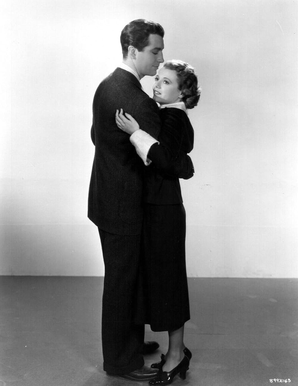 小都会の女の画像