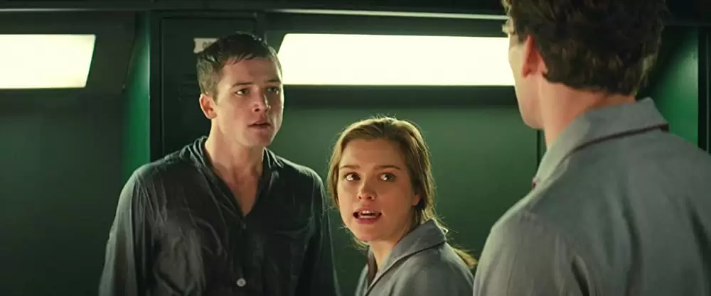 「キングスマン」タロン・エガートン & エドワード・ホルクロフト & ソフィー・クックソンの画像