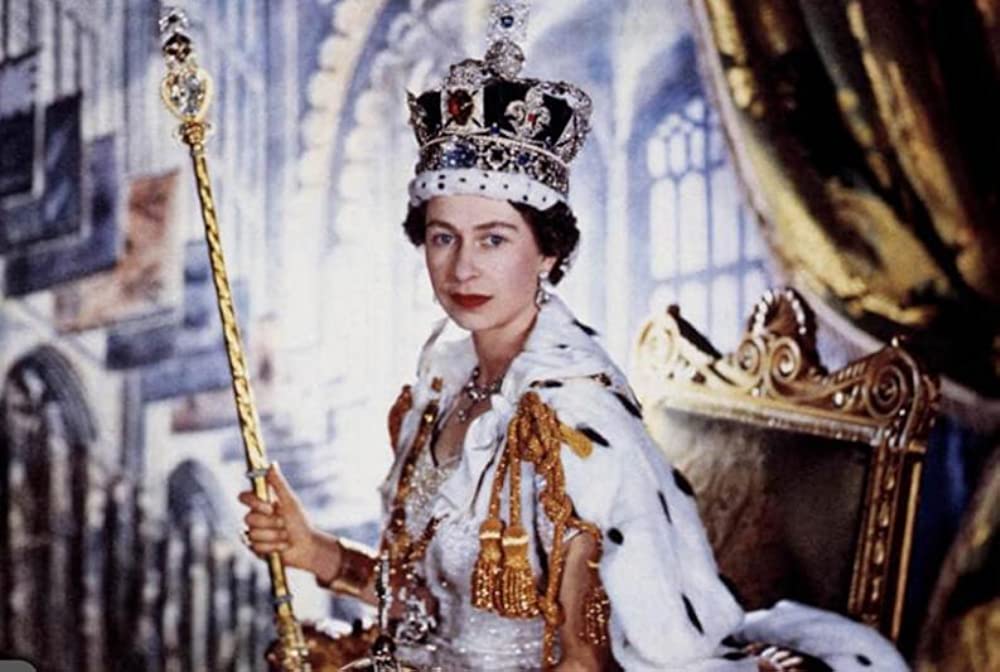 女王戴冠の写真