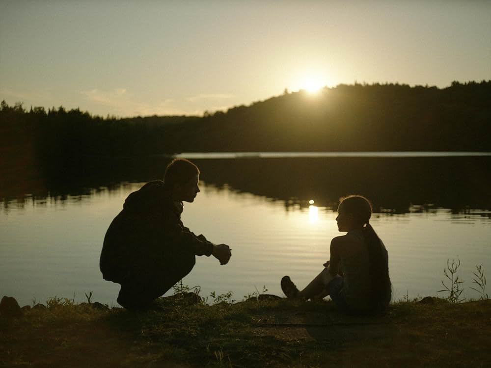 Invincible（原題）の画像