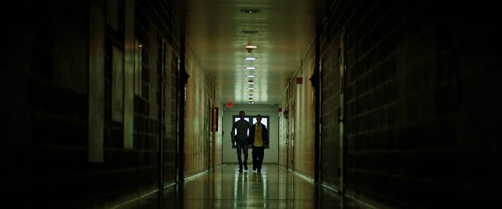 Invincible（原題）の画像