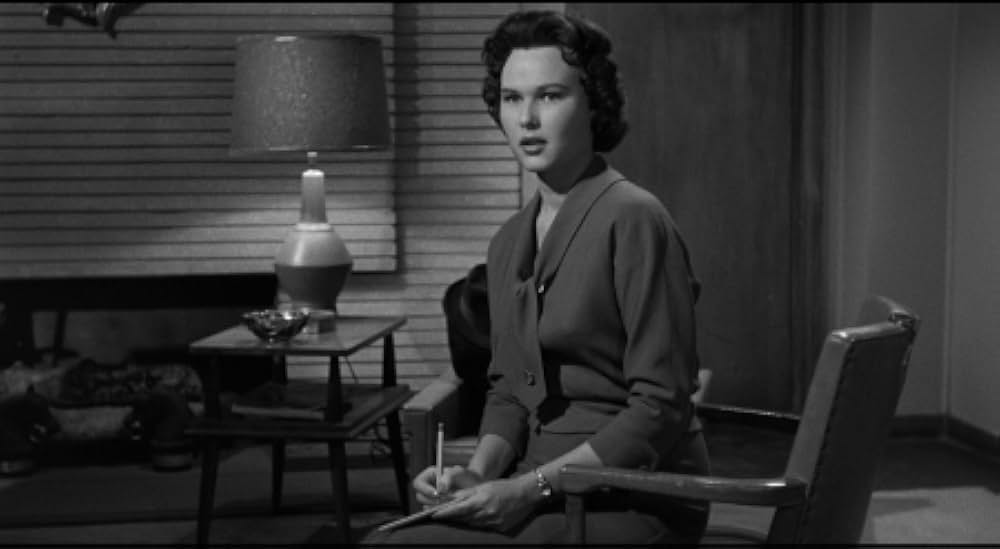 恐怖を売る男達の画像