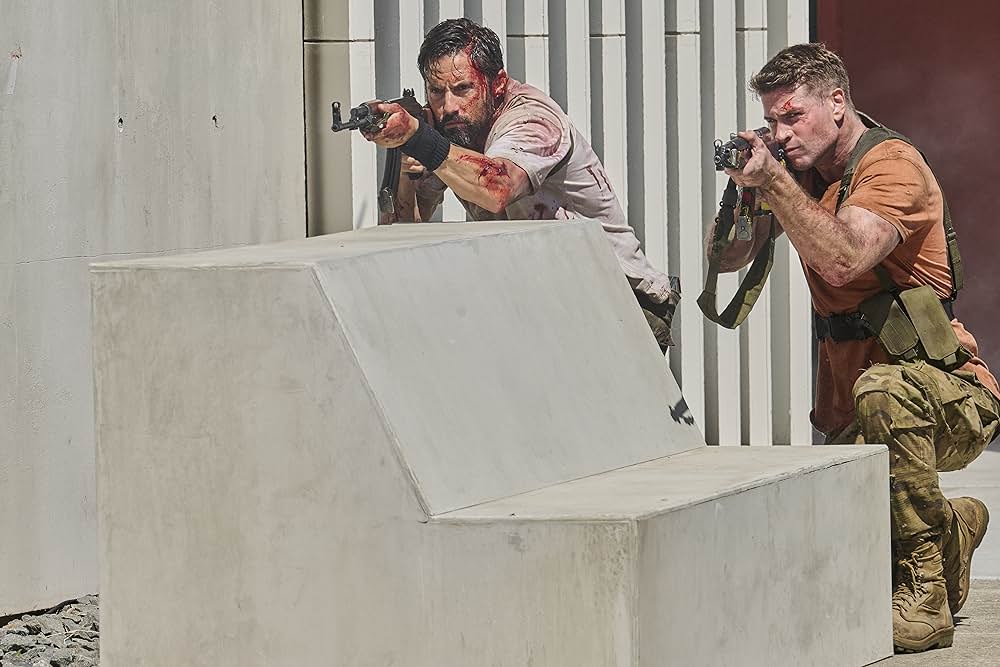 ランド・オブ・バッドの画像