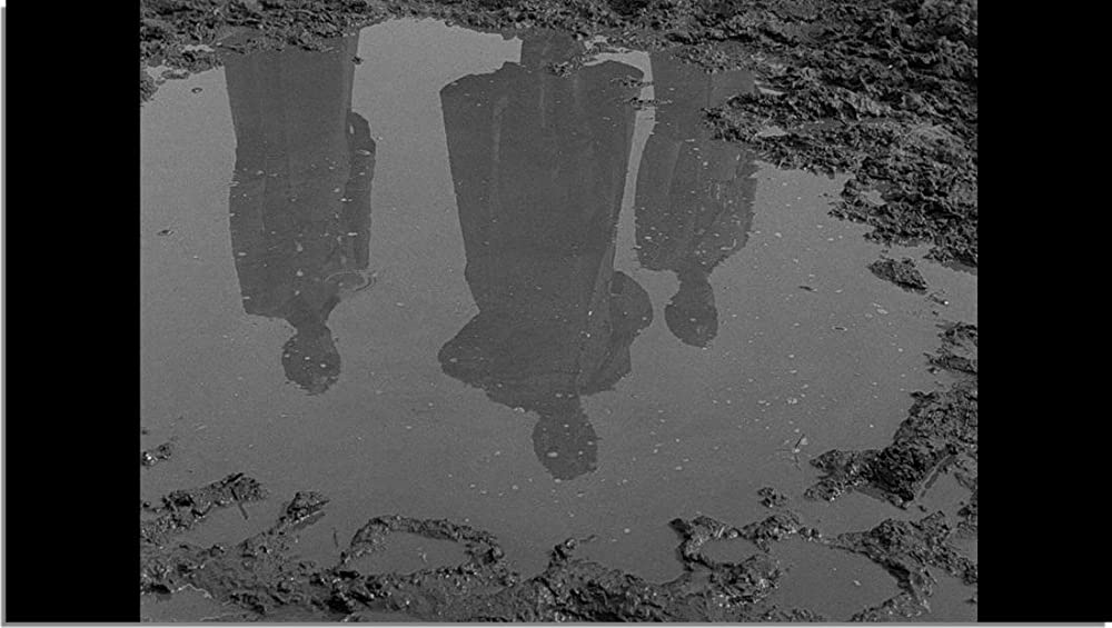 第十七捕虜収容所の画像