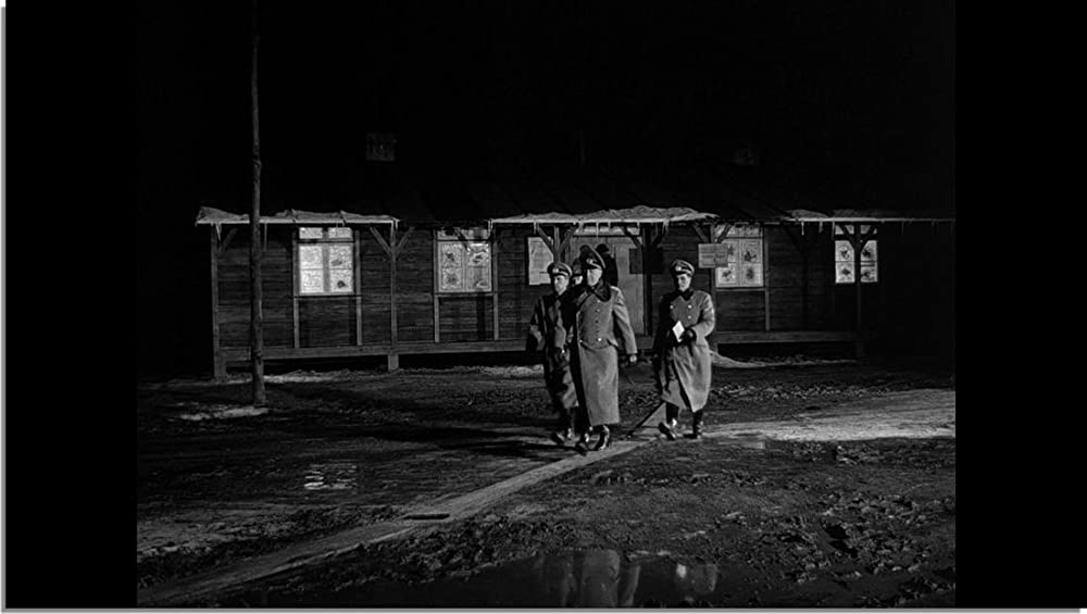 第十七捕虜収容所の画像