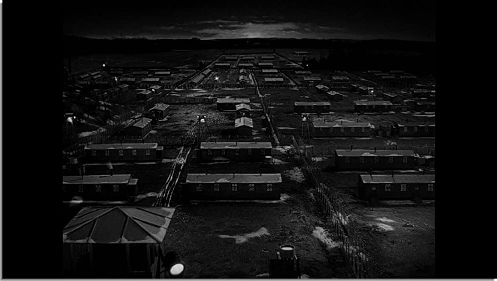 第十七捕虜収容所の画像