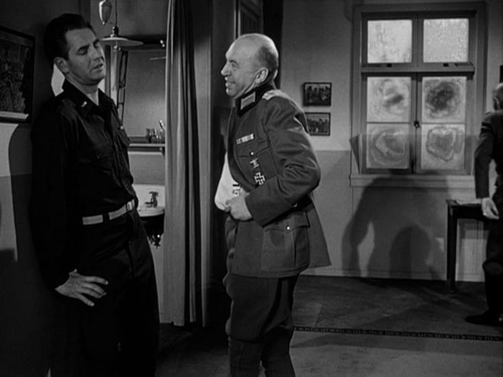 第十七捕虜収容所の画像