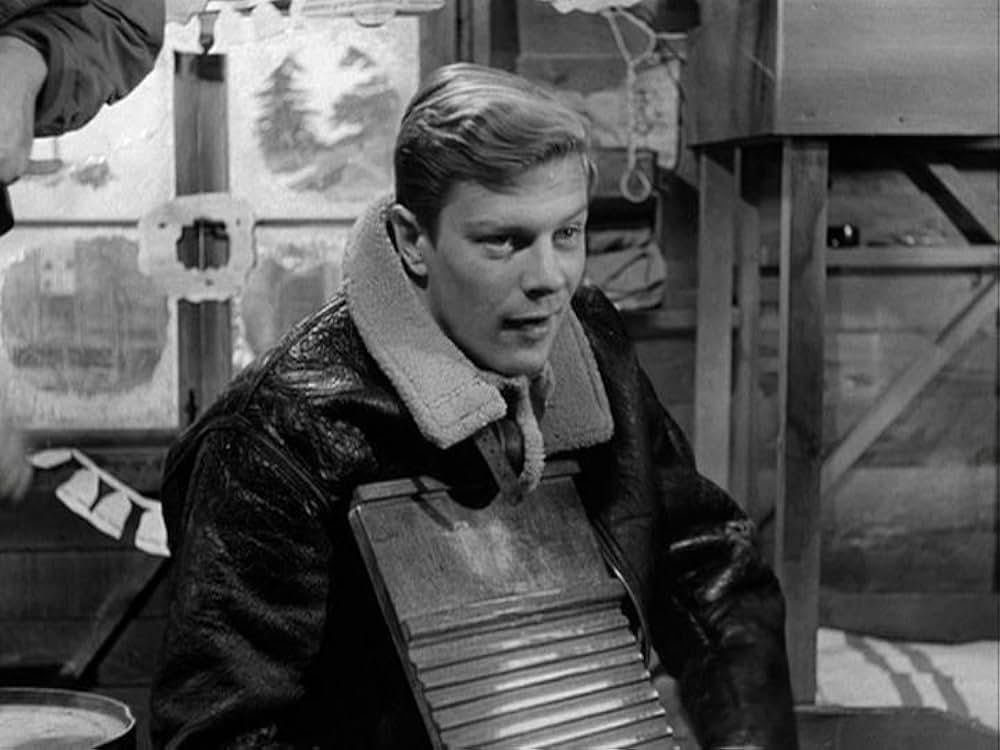 第十七捕虜収容所の画像