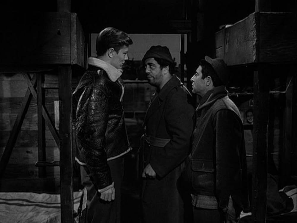 第十七捕虜収容所の画像