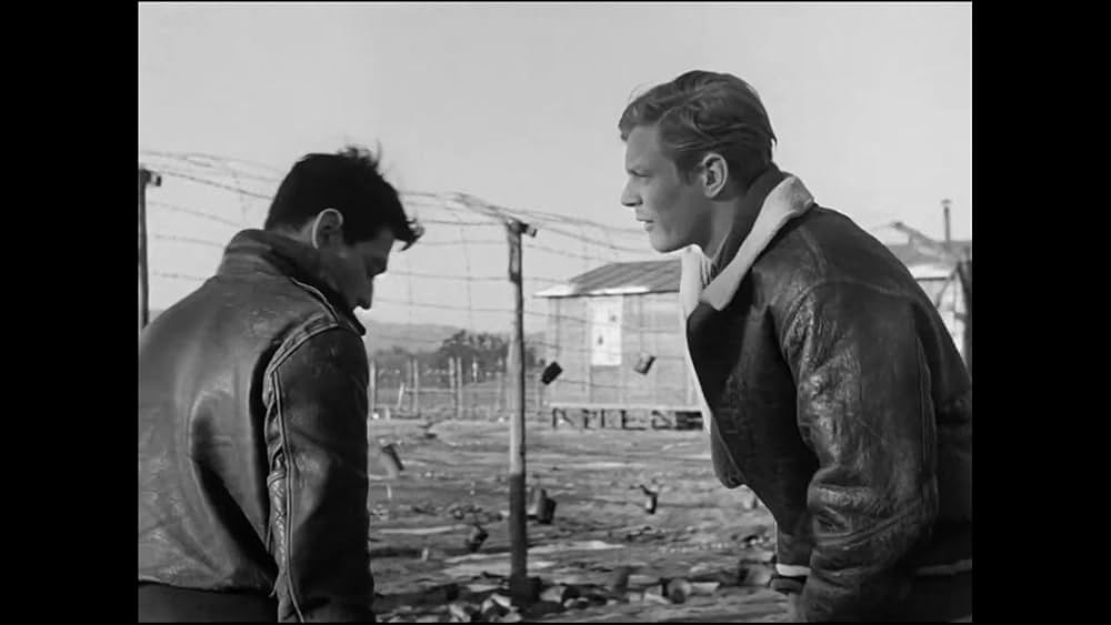 第十七捕虜収容所の画像