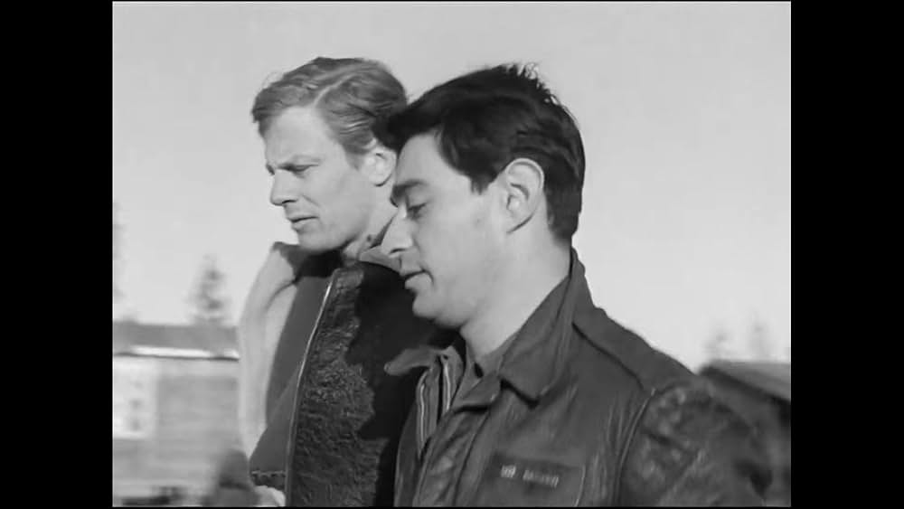 第十七捕虜収容所の画像