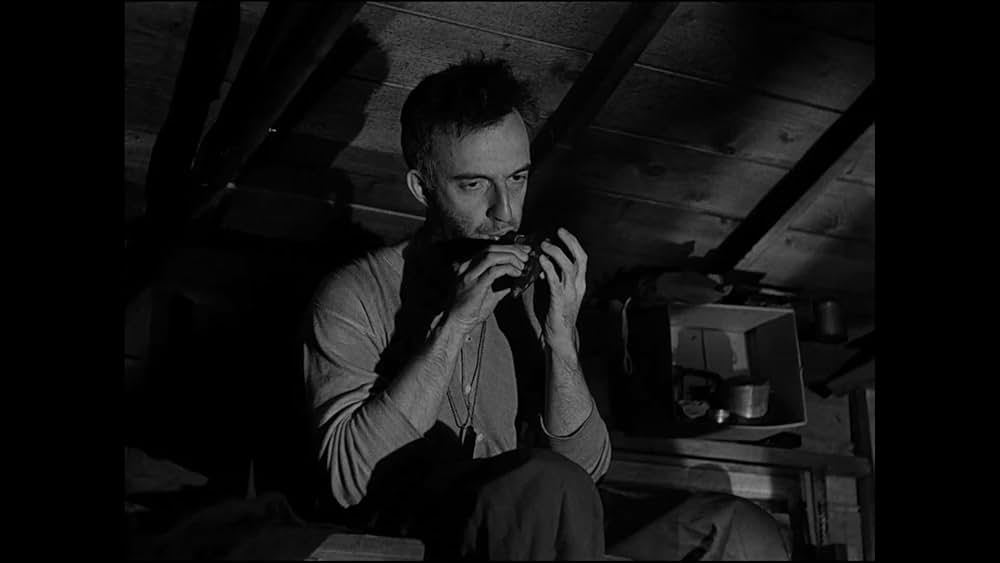 第十七捕虜収容所の画像