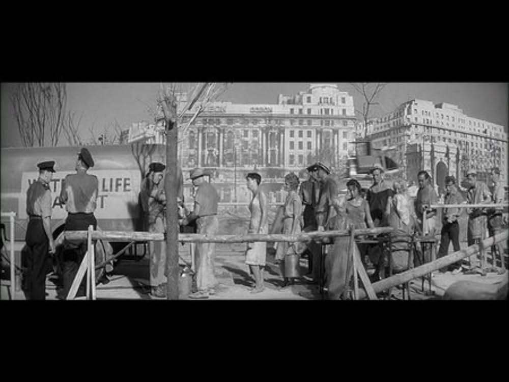 The Day the Earth Caught Fire（原題）の画像