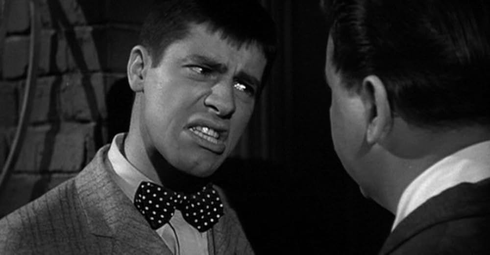 底抜け落下傘部隊の画像