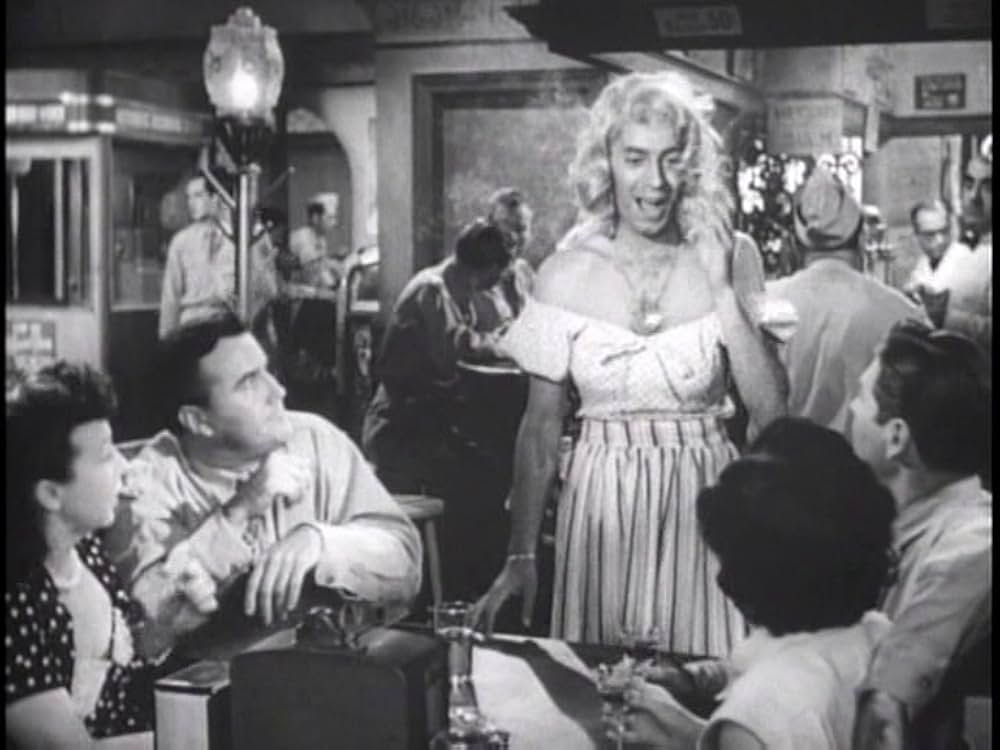 底抜け右向け！左の画像