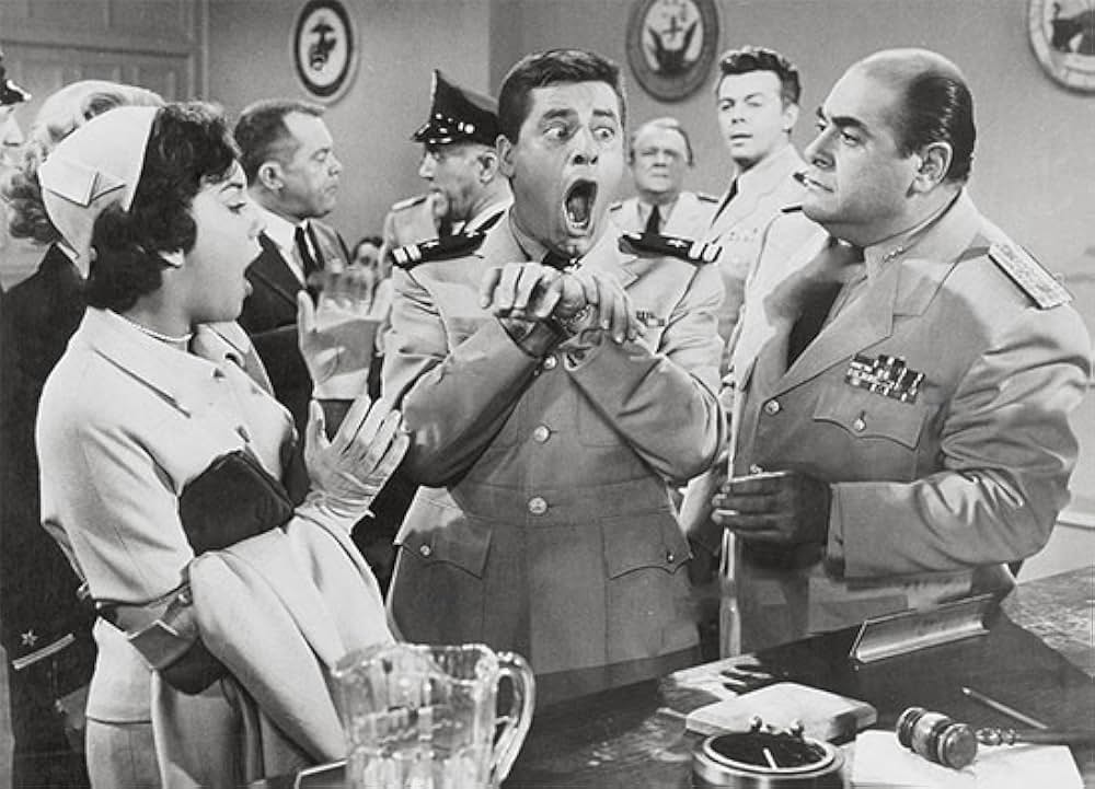 底抜け船を見棄てるナの画像