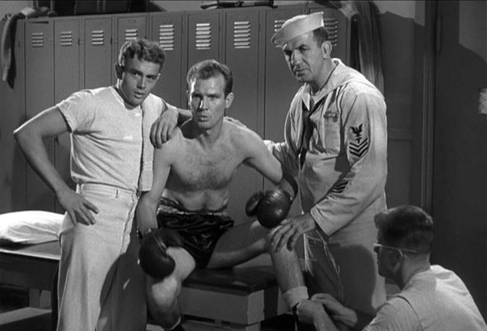 底抜け艦隊の画像