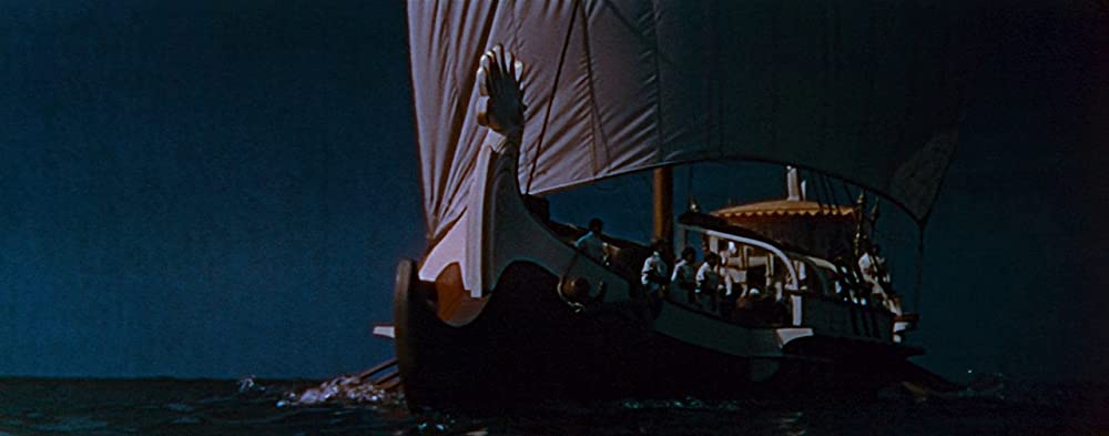 「聖衣」の画像