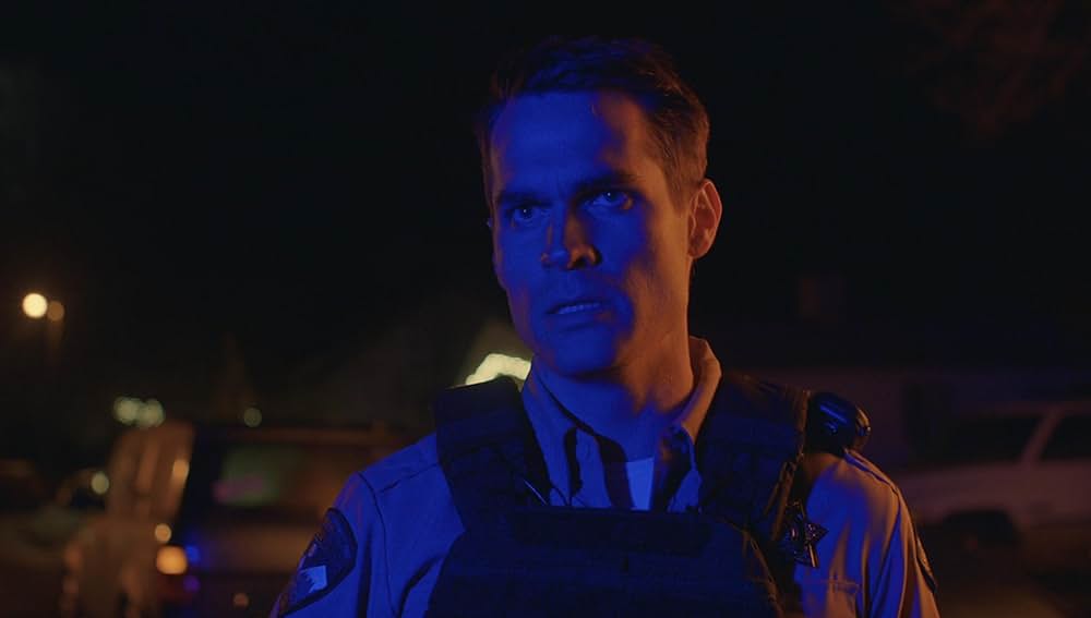 The Wolf of Snow Hollow（原題）の画像