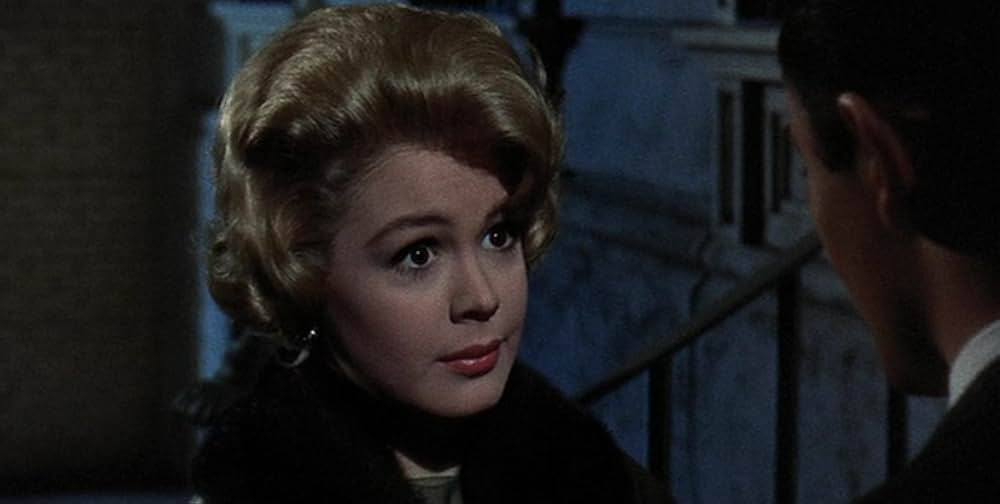 黒い肖像の画像