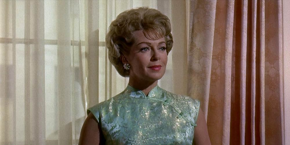 黒い肖像の画像