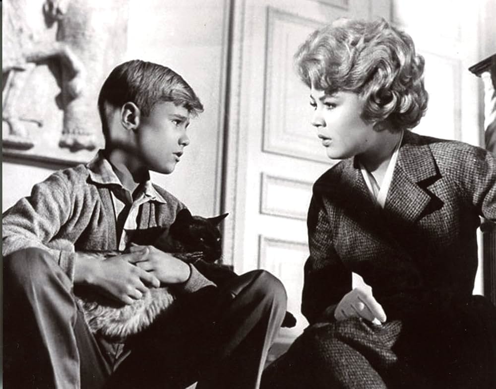 黒い肖像の画像