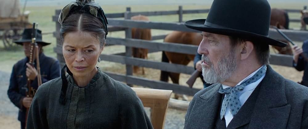 Woman Walks Ahead（原題）の画像