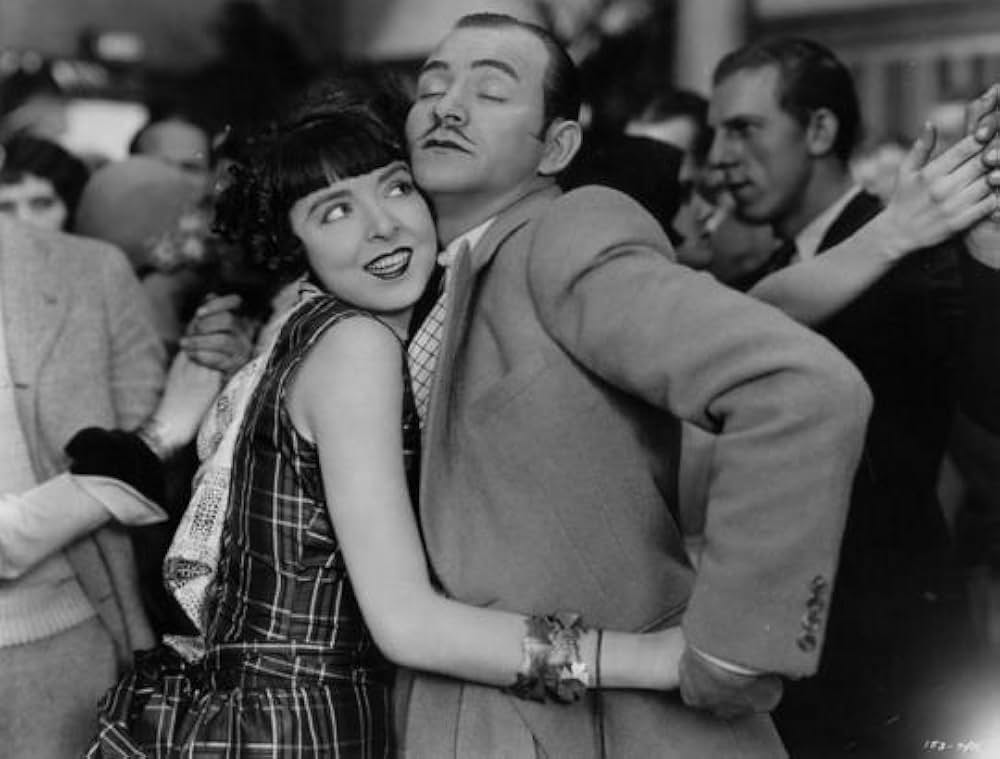 「踊る青春」の画像