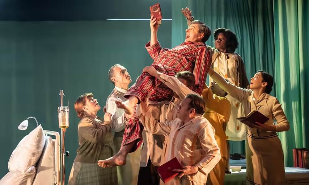 ナショナル・シアター・ライブ 2024 「ナイ 〜国民保健サービスの父〜」の画像