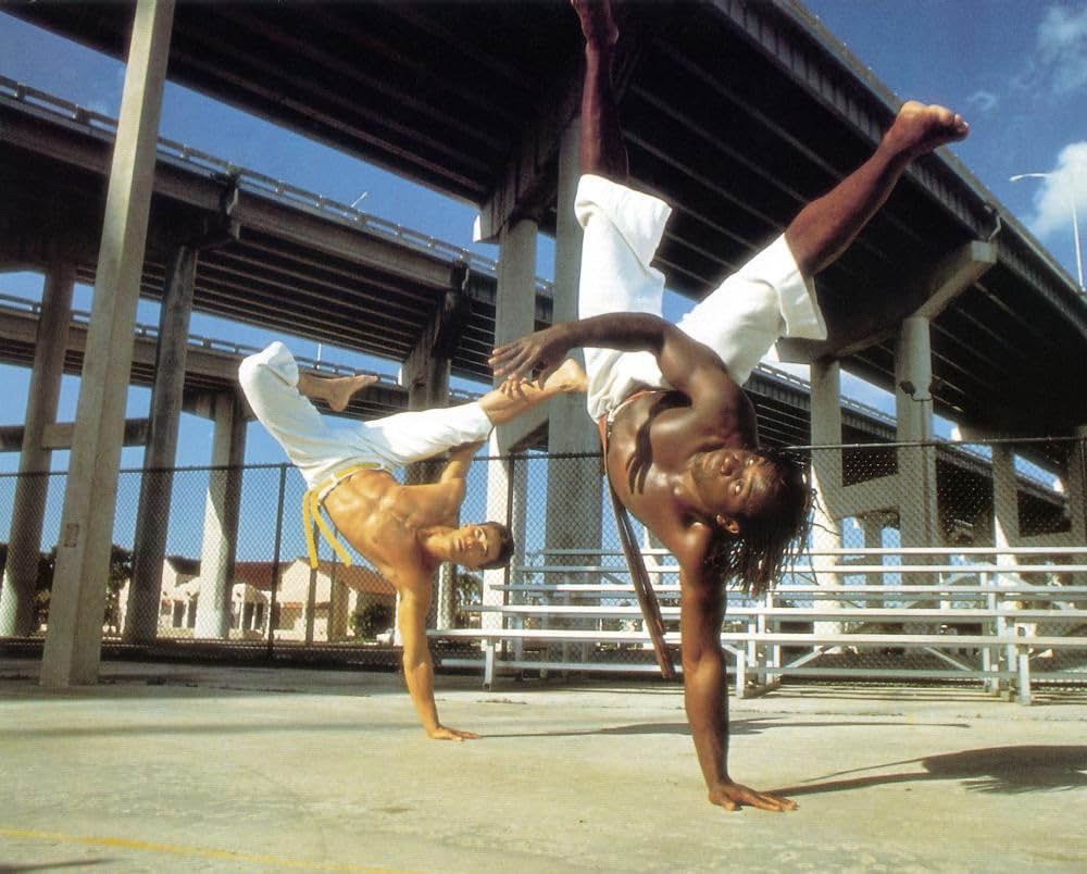 オンリー・ザ・ストロングの画像