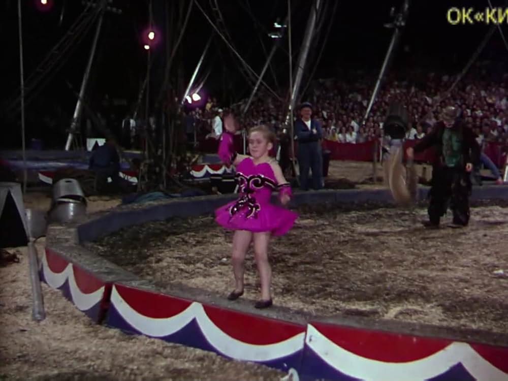 地上最大のショウの画像