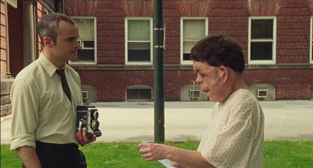 Chained for Life（原題）の画像