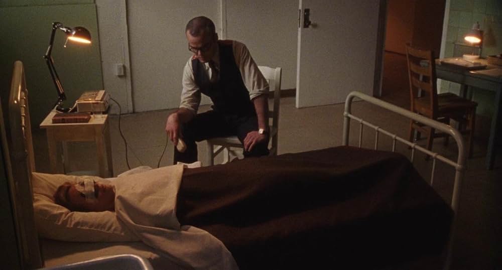 Chained for Life（原題）の画像