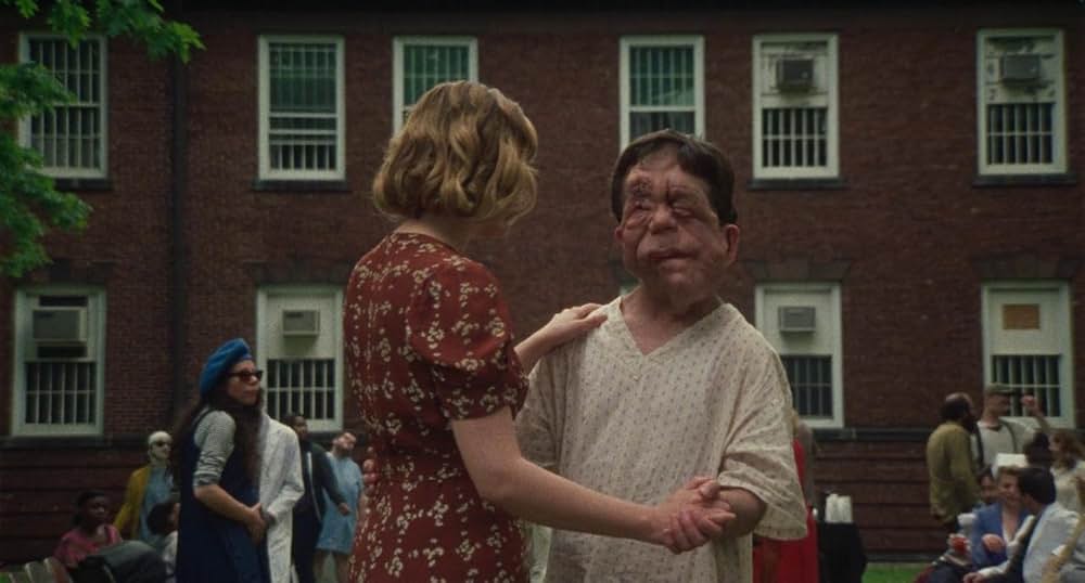 Chained for Life（原題）の画像