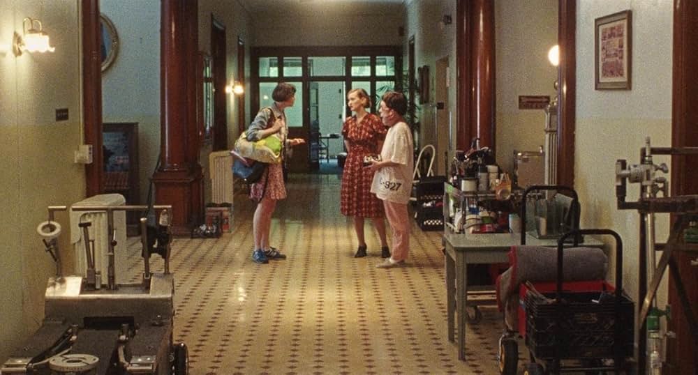 Chained for Life（原題）の画像